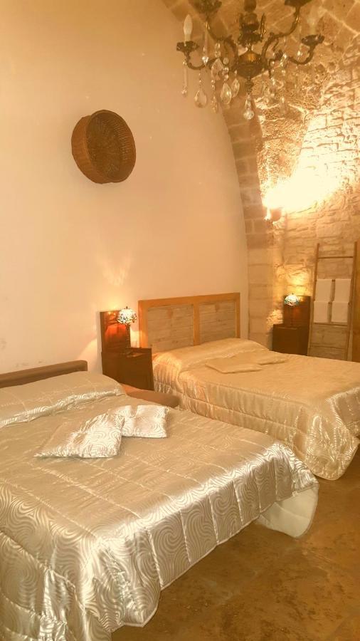 Piazza Duomo - Medieval Puglia'S House Джовинаццо Экстерьер фото