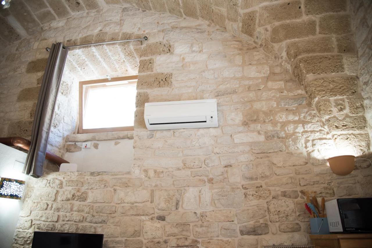 Piazza Duomo - Medieval Puglia'S House Джовинаццо Экстерьер фото