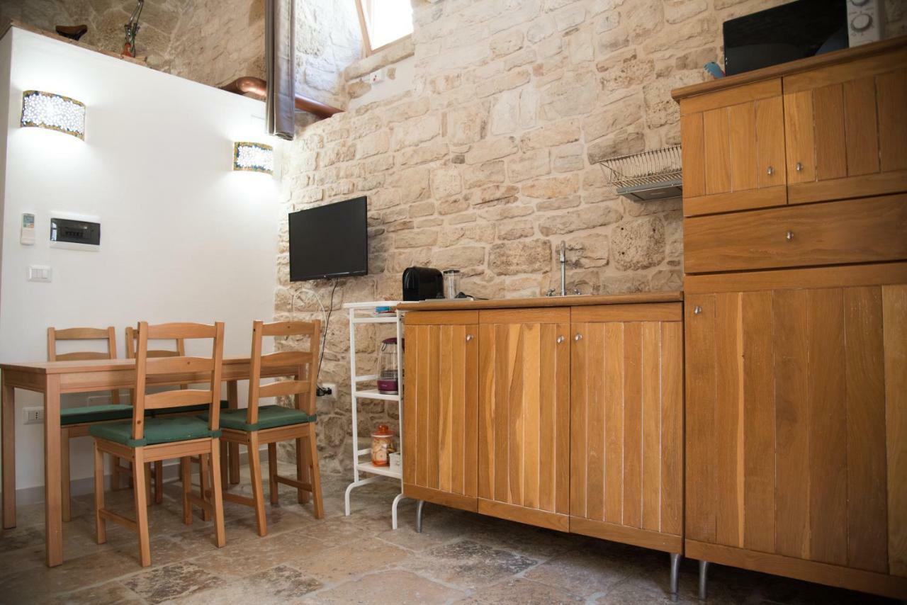 Piazza Duomo - Medieval Puglia'S House Джовинаццо Экстерьер фото