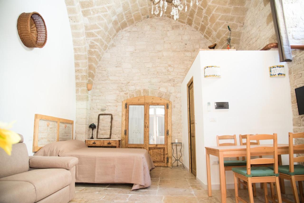 Piazza Duomo - Medieval Puglia'S House Джовинаццо Экстерьер фото