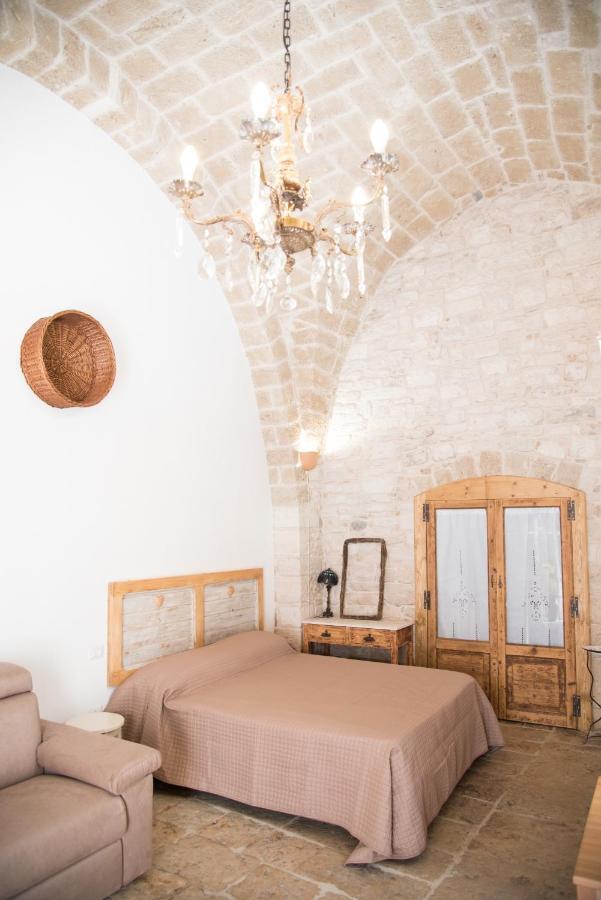 Piazza Duomo - Medieval Puglia'S House Джовинаццо Экстерьер фото