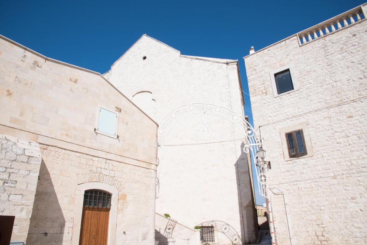 Piazza Duomo - Medieval Puglia'S House Джовинаццо Экстерьер фото